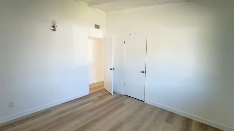 Glendora House: 1254 E Ada Ave