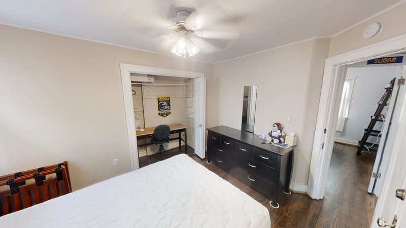 Ann Arbor House: 811 Rose Avenue