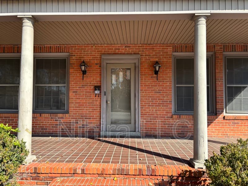 Dunn Condo: 310 W Broad St