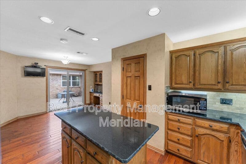 Trophy Club House: 20 Timberline Dr