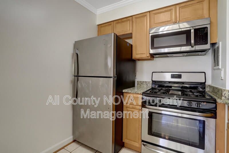 Alexandria Condo: 4 S Van Dorn St