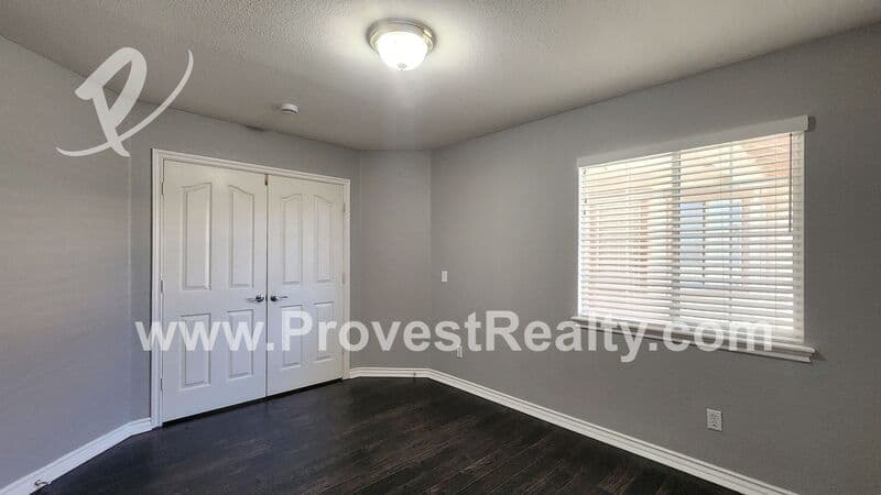 Apple Valley House: 20322 Skyline Ranch Dr.