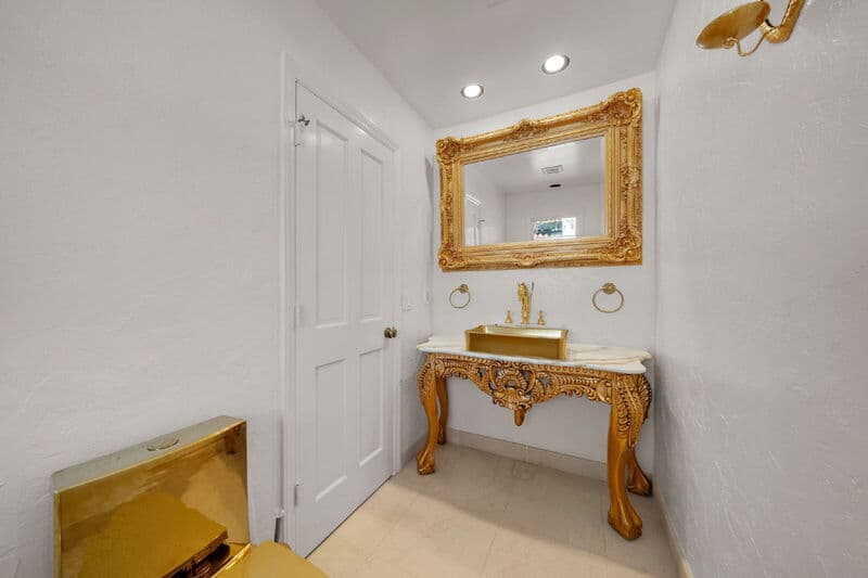 San Diego House: 18714 Bernardo Trails Dr