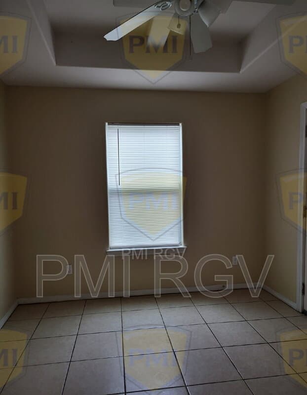 Edinburg Condo: 1502 Quitaca Dr