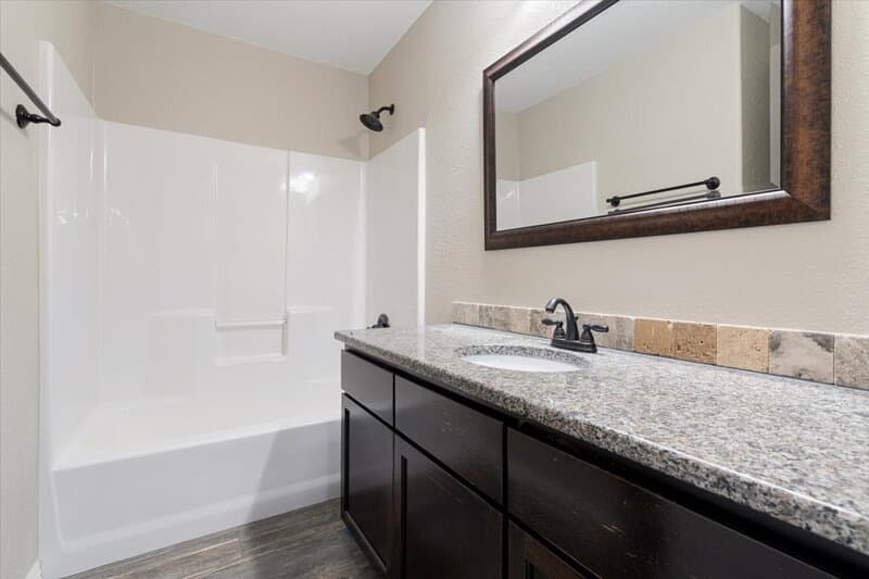 Pea Ridge House: 205 Ross Salvage Road