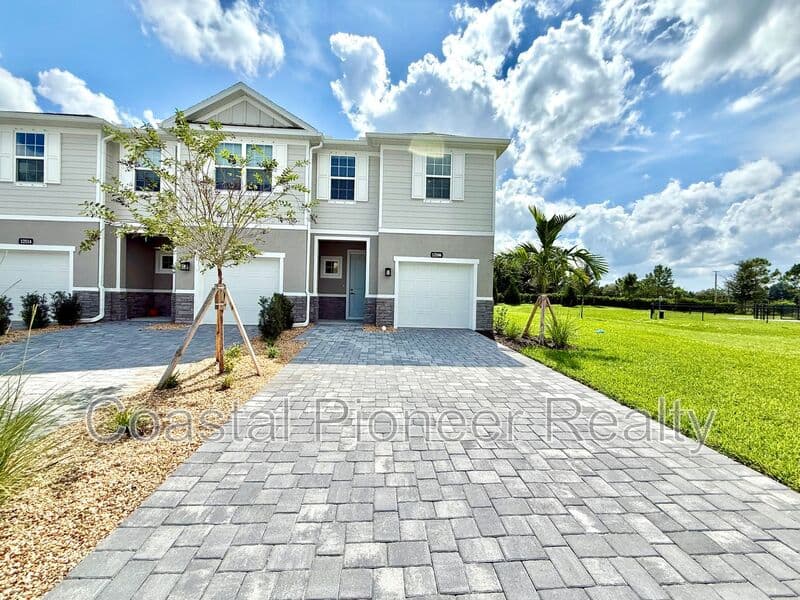 Lakewood Ranch House: 12506 Amber Creek Cir