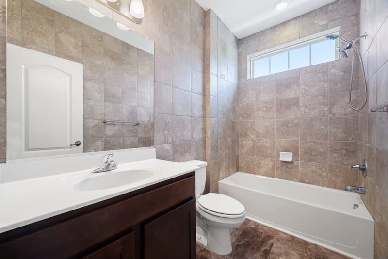 Hampton House: 623 Freeman Dr