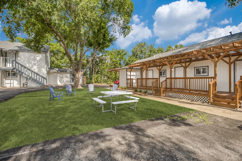 Arlington Condo: 905 West Abram Street - 1