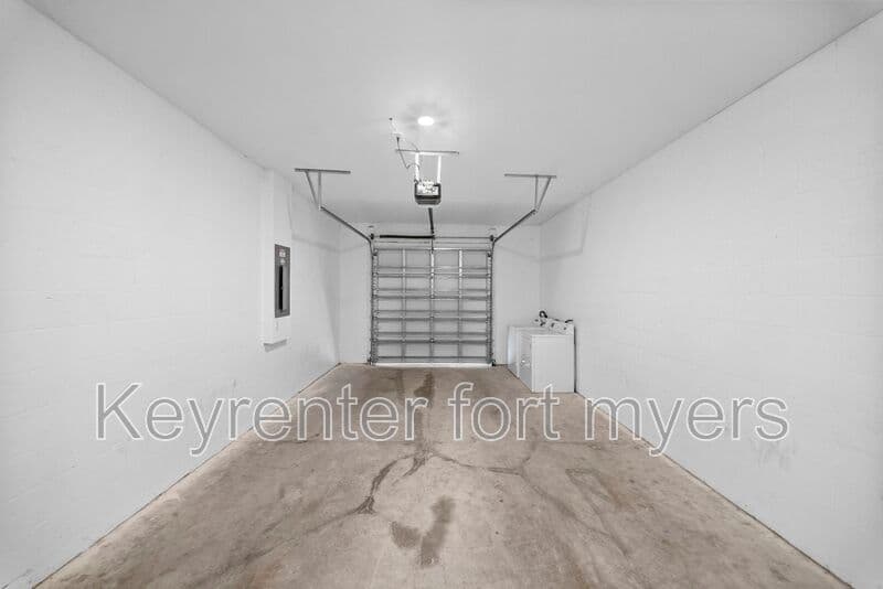 Lehigh Acres House: 4716 29th St SW