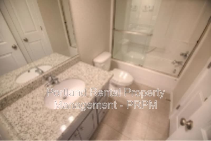 Portland Townhome: 603 - 619 Northeast 92nd Avenue - 603