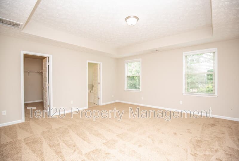 Columbus House: 6061 Townes Way