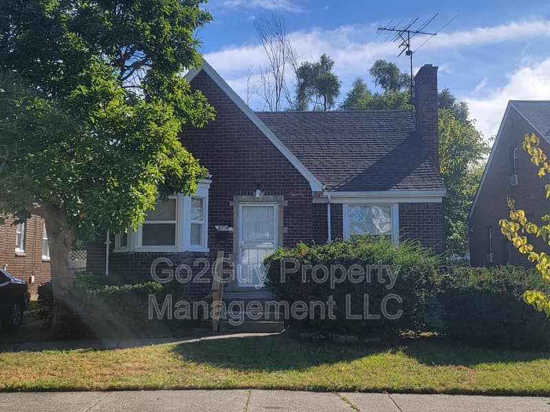 Detroit House: 18934 Asbury Park