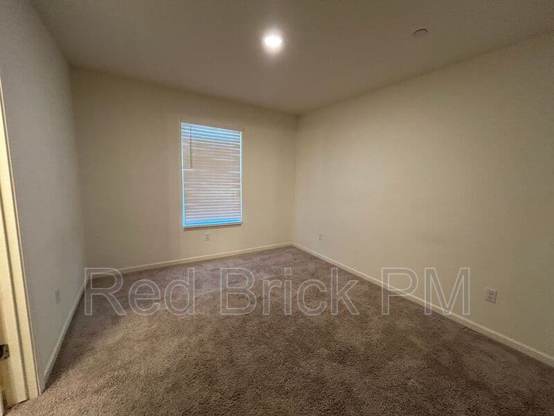 Merced House: 626 Heitz Ct