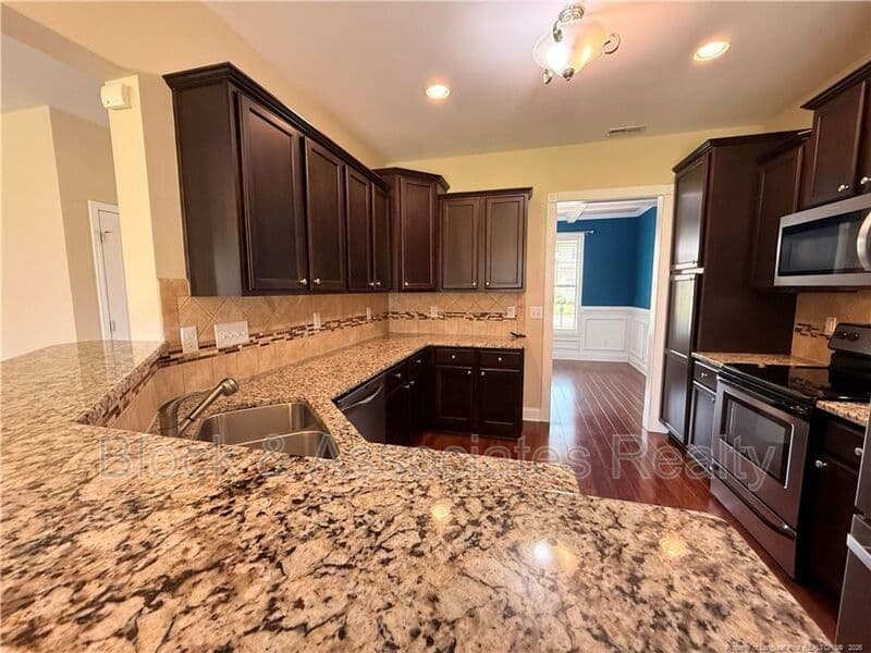 Fayetteville House: 1705 Bluffside Drive