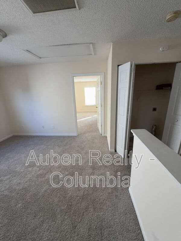 Lexington House: 420 Cape Jasmine Way