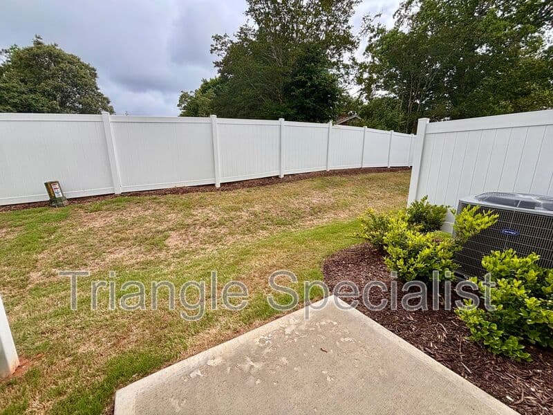Wake Forest House: 10514 Brookside Reserve Road