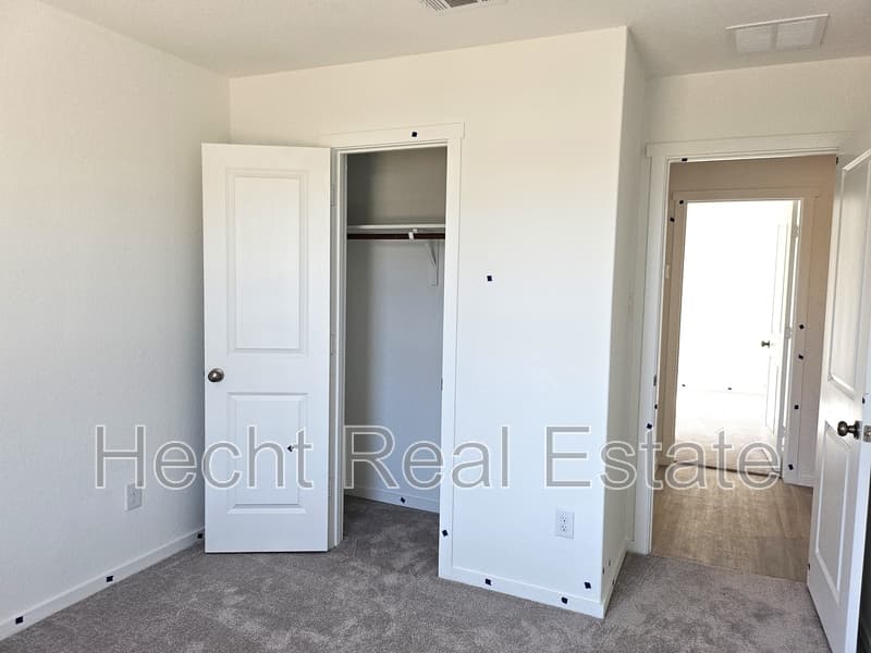 Seguin House: 9144 Luciano Place