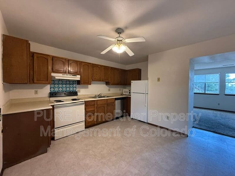 Colorado Springs House: 1122 Yuma St