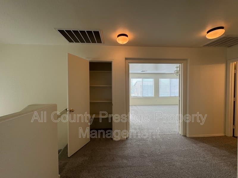 Laveen House: 6859 W Darrel Road
