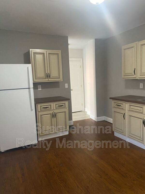 Lancaster Condo: 220 N. Plum Street