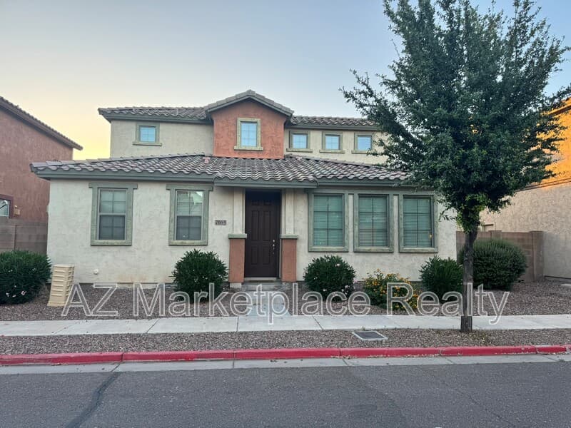 Laveen House: 7165 S. 48th Glen
