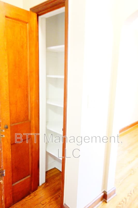 Takoma Park Condo: 806 Houston Avenue