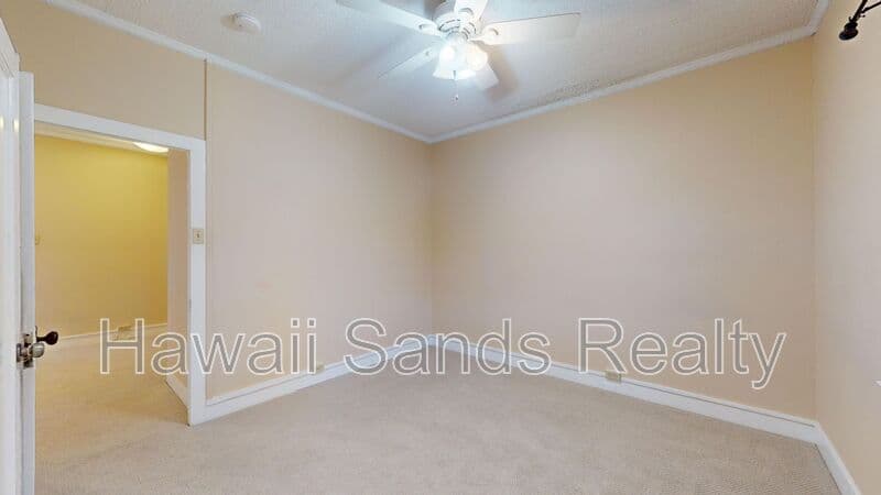 Honolulu House: 908 Kinau Street