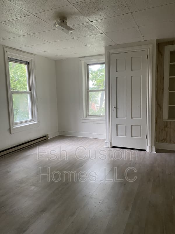 Columbia Condo: 30 North 2nd Street Apt B