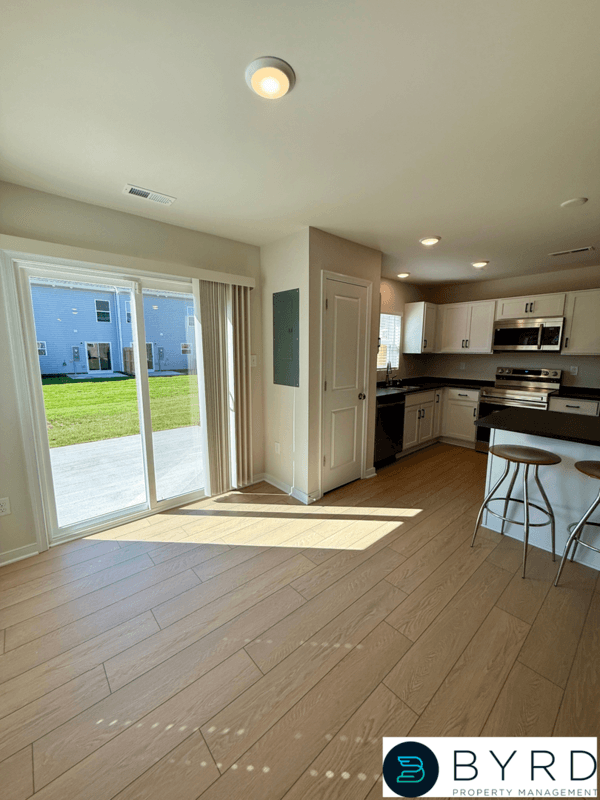 Henrico Townhome: 921 Encore Autumn Lane