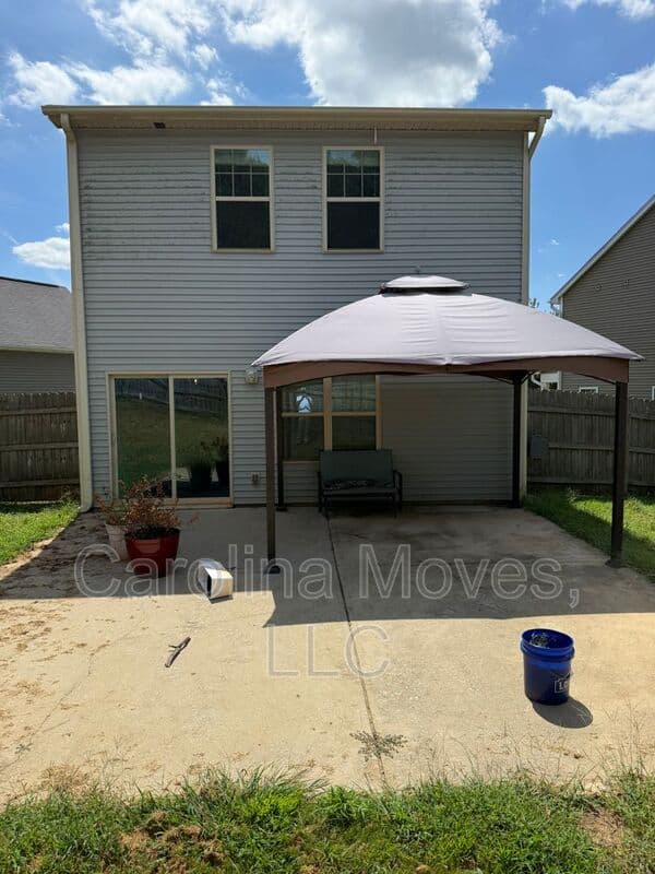 Inman House: 123 Dunnsmore Dr.