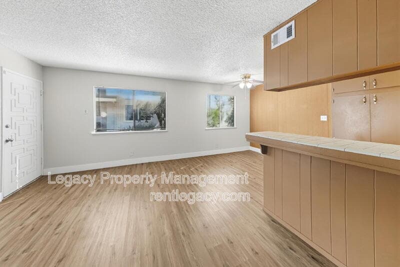 Sacramento Condo: 4424 Greenholme Dr