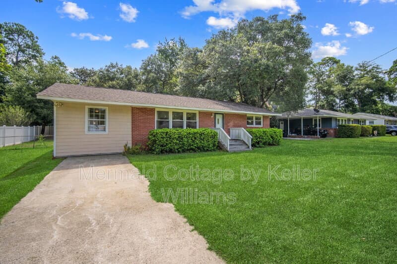 Beaufort House: 905 McTeer Circle