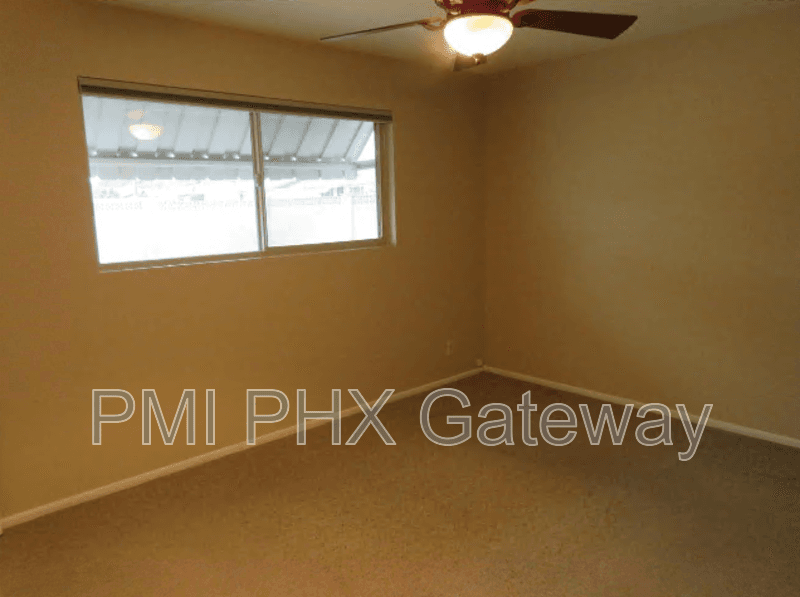 Tempe House: 15 E. McKinley St.