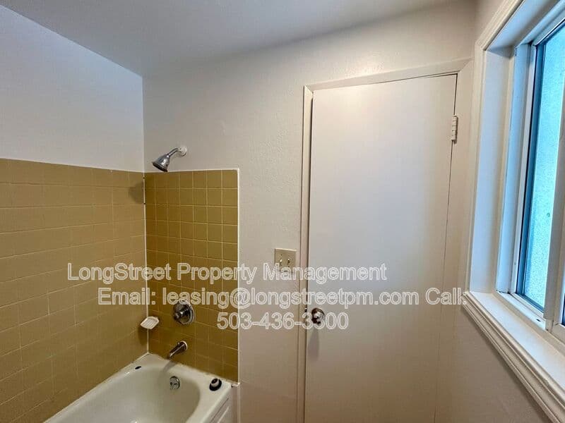 Beaverton Condo: 14173 SW Allen Blvd