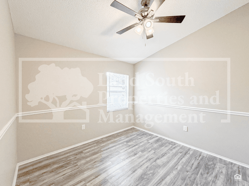 Lakeland House: 428 Emerald Cove Loop