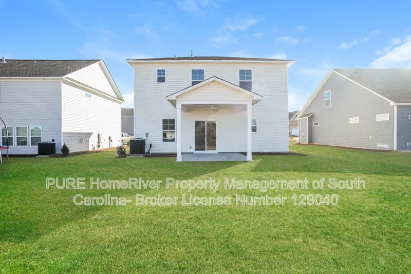Elgin House: 743 Bustling Branch Ln