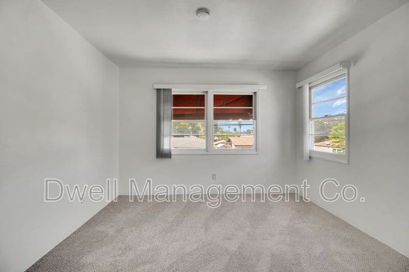 La Mesa Condo: 4833 Cypress St