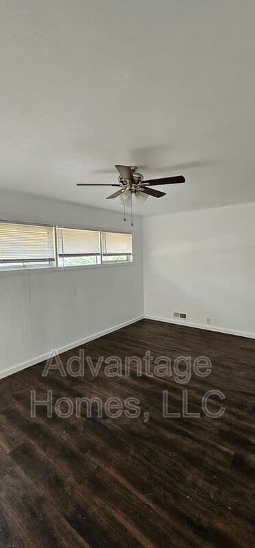 Kansas City House: 7504 E 112th St