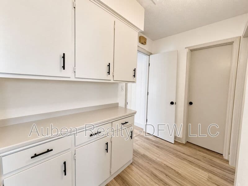 Plano House: 2404 Kentfield Lane