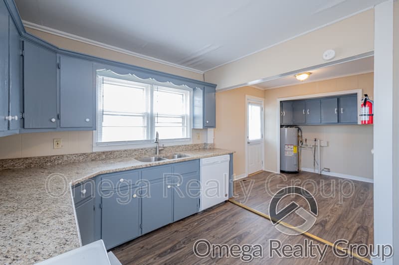 Huntsville House: 3920 Cypress Ave SW