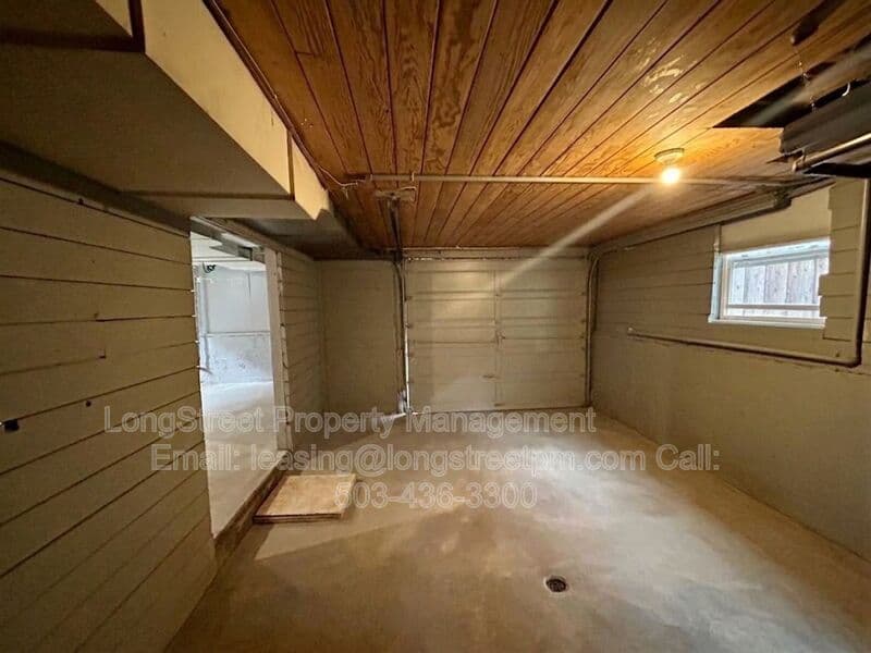 Portland House: 3520 SE 7th Ave