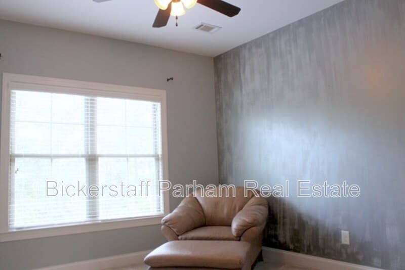 Columbus House: 7165 Bridgemill Drive
