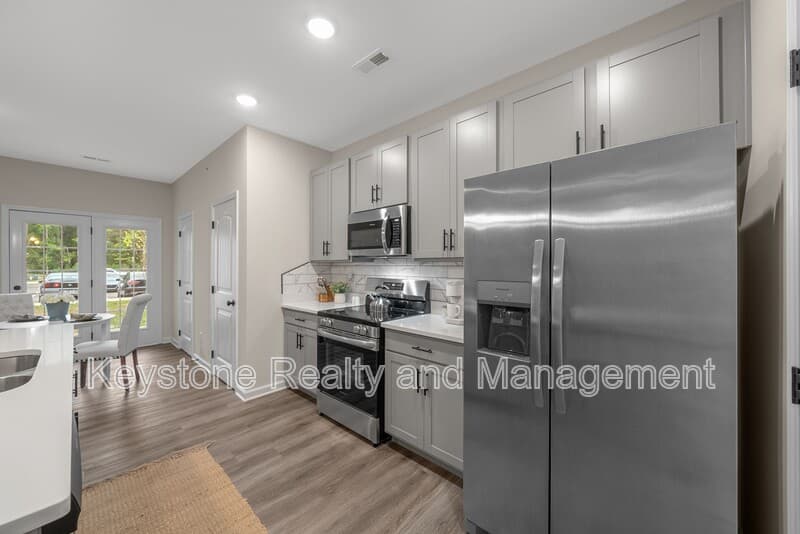 Clarksville Apartment: 15 Millswood Drive