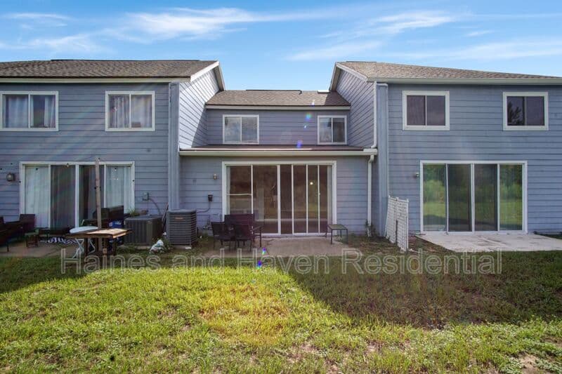 Davenport Townhome: 154 Orchid Dr