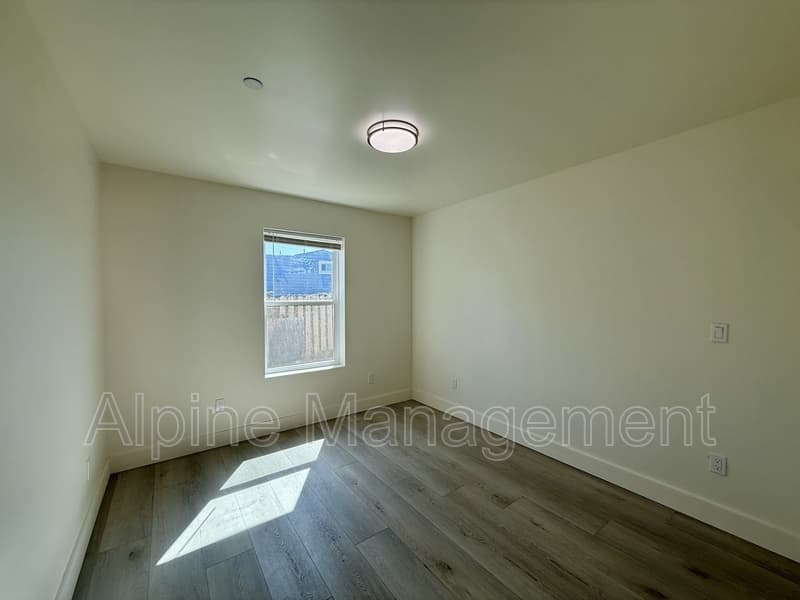 Oakland Condo: 1436 55th Avenue