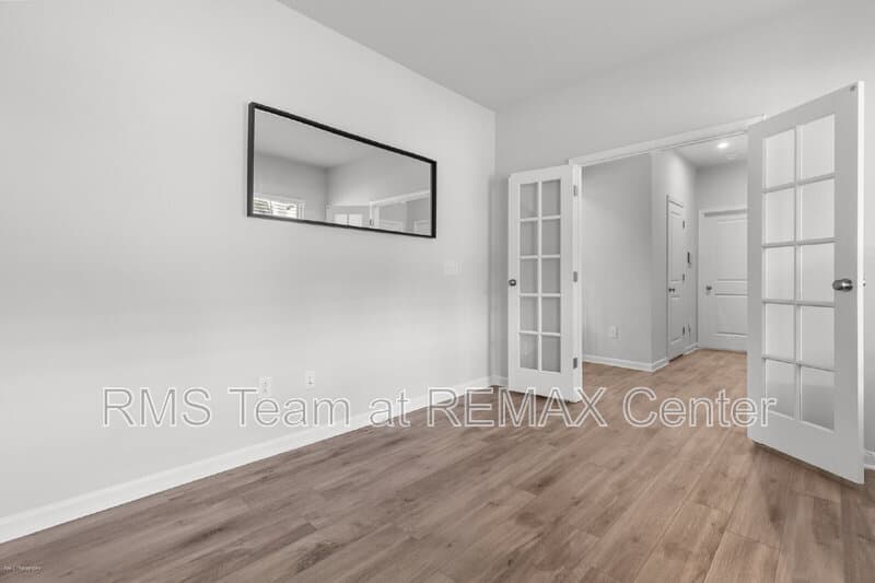 Auburn House: 1333 Maston Rd