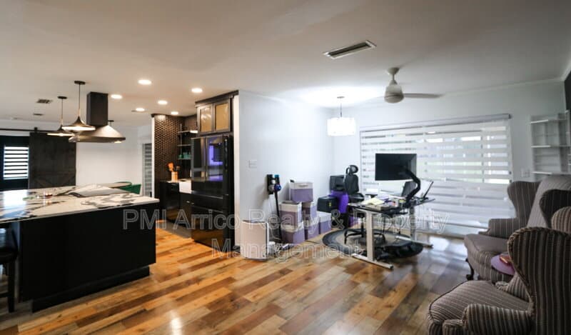 Sun City Center House: 304 Brockfield Drive
