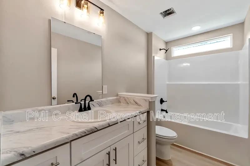 Pensacola Condo: 50 Fulton Ave B