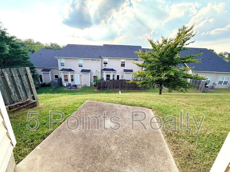 Antioch Condo: 1515 Bridgecrest Lane
