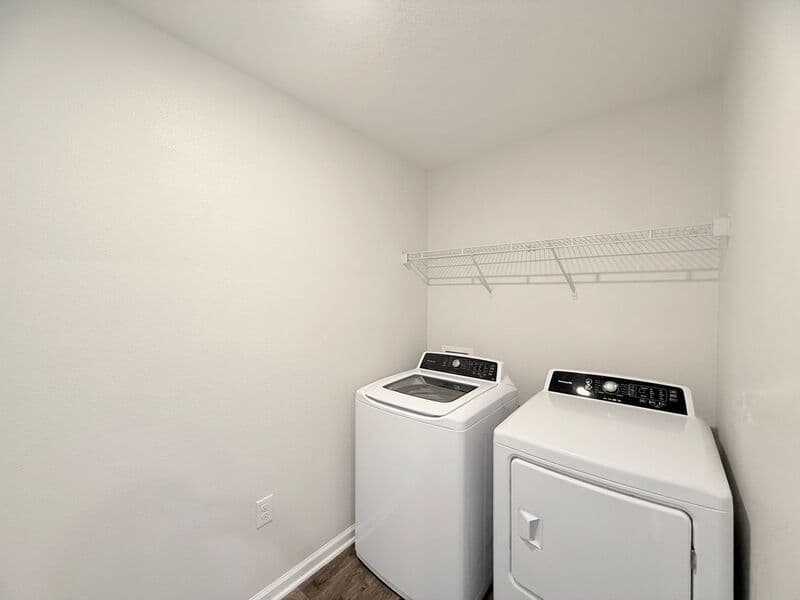 Milton House: 5784 Guinevere Ln